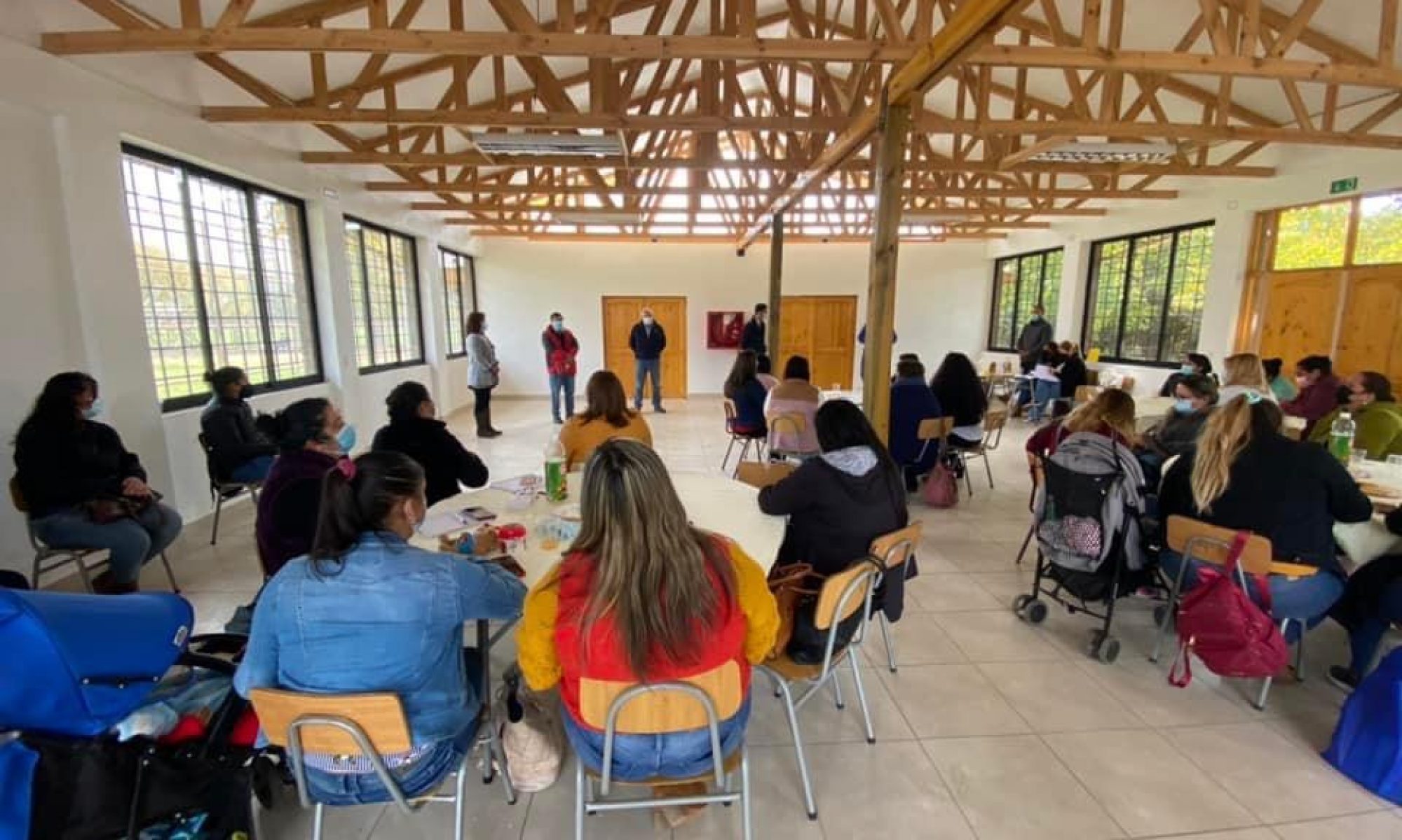 Alcalde de Longaví se reunió con Centro General de Padres y Apoderados para buscar soluciones en establecimientos educacionales rurales